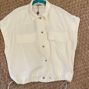 Lola & Sophie Off-White Button-Down Shirt